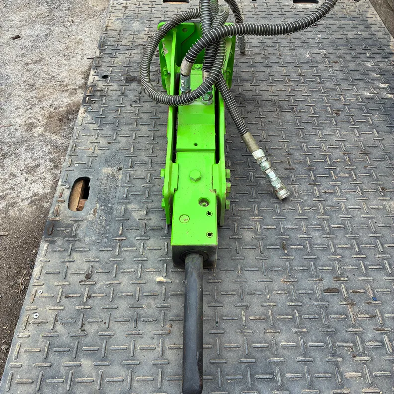 1T Attachment Breaker Impact IB100V 2021